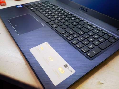 Asus X543U 8th Gen i5 8GB 256GB SSD UHD 620 Graphics Quad Core