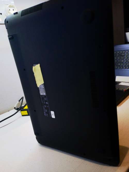 Asus X543U 8th Gen i5 8GB 256GB SSD UHD 620 Graphics Quad Core