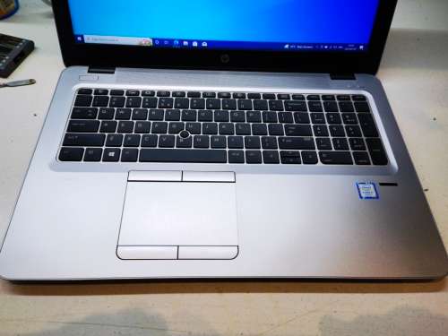 *SUPER HIGH SPEC!!*HP ELITEBOOK 850 G4*i7-7500U*12GB DDR4*256GB SSD*1000GB HDD*FHD*4G*BanG/SOUND