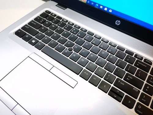 *SUPER HIGH SPEC!!*HP ELITEBOOK 850 G4*i7-7500U*12GB DDR4*256GB SSD*1000GB HDD*FHD*4G*BanG/SOUND