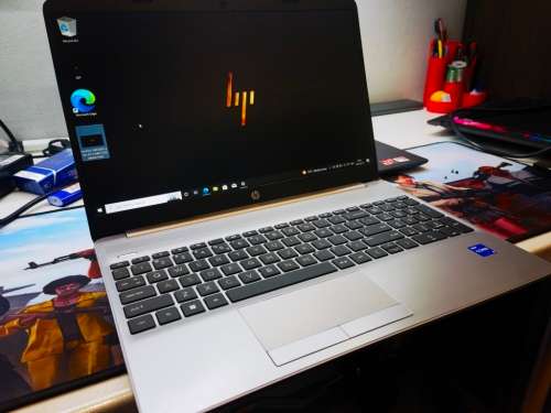 As Brand New!*11TH GEN BEAST!*11TH GEN*HP NOTEBOOK 15*i5-1135G7*8GB DDR4*512GB NVME SSD*FHD