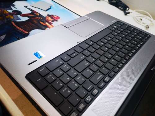 HP ProBook 650 G1 i5-4210M 250GB SSD 8GB RAM HD DVD-BRAND NEW BATTERY