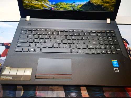 LENOVO E50*i3-5005u*4GB RAM*500GB*HD*DVD*FINGERPRINT*