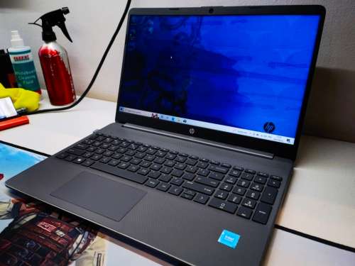 AS NEW!*11TH GEN!*LATEST DESIGN*HP NOTEBOOK 15S*N4500*8GB RAM*256GB NVME SSD*WARRANTY