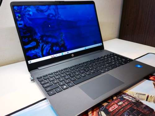 AS NEW!*11TH GEN!*LATEST DESIGN*HP NOTEBOOK 15S*N4500*8GB RAM*256GB NVME SSD*WARRANTY