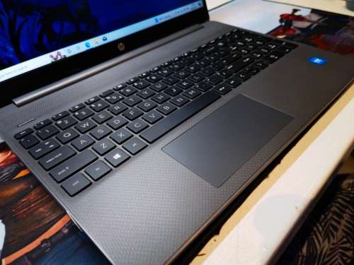 AS NEW!*11TH GEN!*LATEST DESIGN*HP NOTEBOOK 15S*N4500*8GB RAM*256GB NVME SSD*WARRANTY