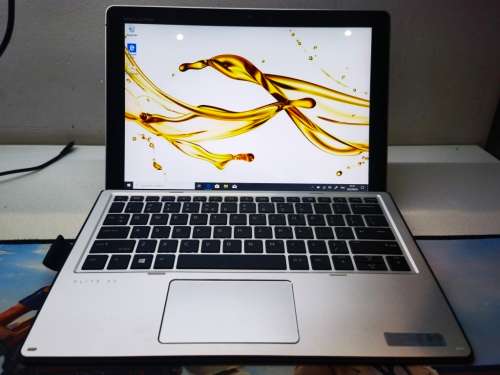 *AMAZING*STUNNING*HP ELITE X2 1012*R32K RETAIL*i5-7200U*3K DISPLAY*8GB*256GB SSD*TOUCHSCREEN*