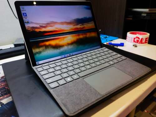 LATEST!*12TH GEN*SURFACE GO 3*PENTIUM GOLD 6500Y*8GB DDR4*128GB SSD*FHD*WARRANTY*1080P WEBCAM