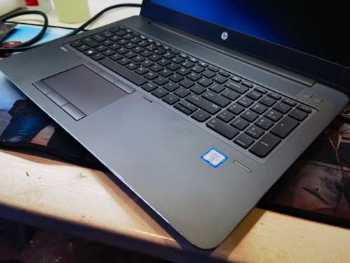 ABSOLUTE BEAST!*FAST!*HP ZBOOK 15 G4 i7-7820HQ*16GB*256GB SSD*1TB HDD*FHD*NVIDIA QUADRO M1200