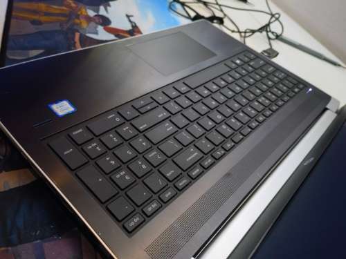 *HIGH SPEC!*8TH GEN*HP PROBOOK 450 G5-i5-8250U*8GB DDR4*256GB NVME SSD*500GB HDD*QUAD CORE