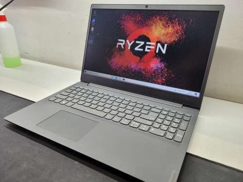 Lenovo V15 laptop with N4500 processor, 8GB DDR4 RAM, 256GB SSD, FHD display