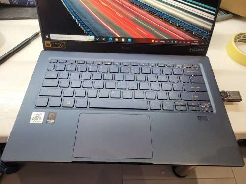 HIGH PERFORMANCE!*BEAUTY*TOUCHSCREEN*ACER SWIFT 5*i7-1065U*FHD*8GB RAM*512GB SSD*