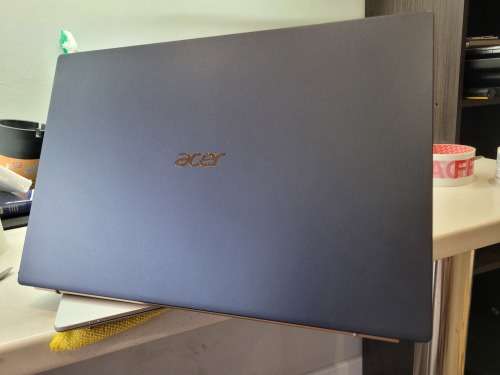 HIGH PERFORMANCE!*BEAUTY*TOUCHSCREEN*ACER SWIFT 5*i7-1065U*FHD*8GB RAM*512GB SSD*