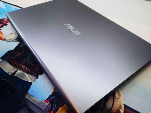 VERY FAST!**ASUS VIVOBOOK X509*i3-7020u*8GB DDR4*256GB SSD*