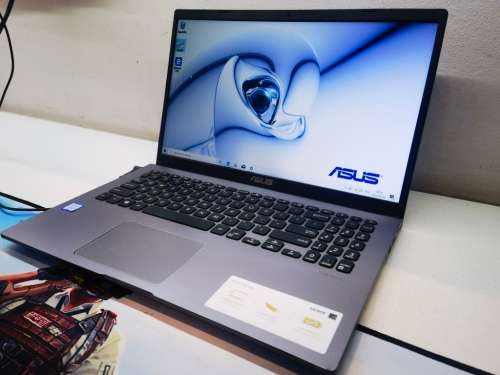 VERY FAST!**ASUS VIVOBOOK X509*i3-7020u*8GB DDR4*256GB SSD*