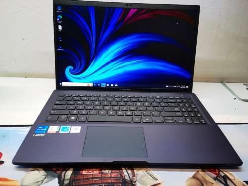 11th GEN*ASUS EXPERTBOOK B5100CE*i5-1135G7*8GB RAM*512GB SSD*FHD*G7 GRAPHICS*