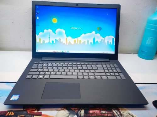 BEAST SPECS!*QUAD CORE 8th Gen i5*LENOVO 130*i5-8250U*12GB DDR4*500GB SSD*FHD