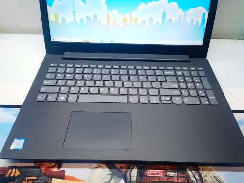 BEAST SPECS!*QUAD CORE 8th Gen i5*LENOVO 130*i5-8250U*12GB DDR4*500GB SSD*FHD