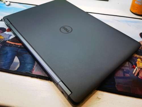 DELL LATITUDE E5450 i5-5300u**8GB RAM*HD*250GB SSD*