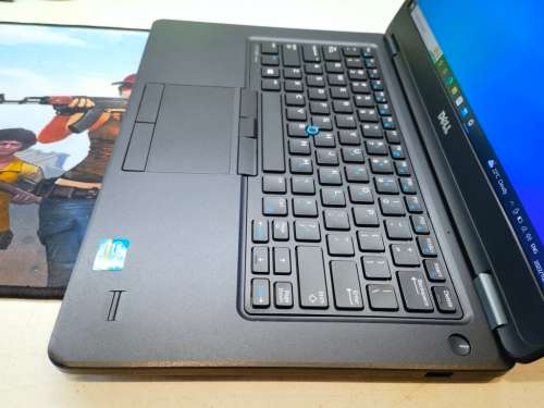 DELL LATITUDE E5450 i5-5300u**8GB RAM*HD*250GB SSD*