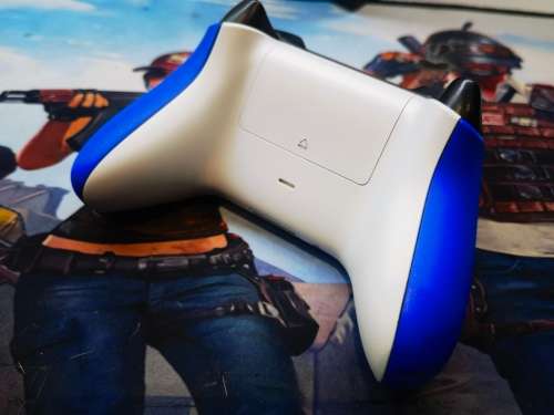 WoW!*LATEST!*XBOX X*1TB SSD*1X ORIGINAL CONTROLLER*DISC EDITION*FIFA 22*