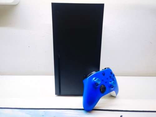 WoW!*LATEST!*XBOX X*1TB SSD*1X ORIGINAL CONTROLLER*DISC EDITION*FIFA 22*