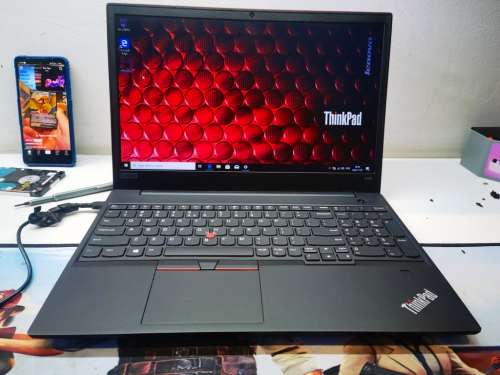 LATE ENTRY!*VERY FAST!*BEAST SPEC*8th GEN i5*LENOVO THINKPAD E580*i5-8250U*8GB DDR4*256GB SSD*
