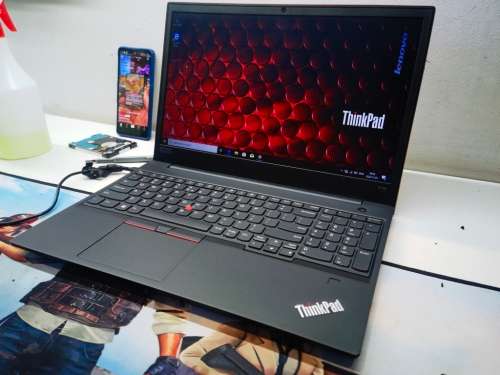 LATE ENTRY!*VERY FAST!*BEAST SPEC*8th GEN i5*LENOVO THINKPAD E580*i5-8250U*8GB DDR4*256GB SSD*