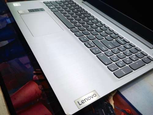 AS NEW!*10TH GEN!*LENOVO IDEAPAD 3*i3-10110U*8GB DDR4*1000GB HDD*FHD*G4 GRAPHICS*