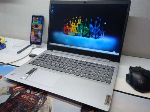 AS NEW!*10TH GEN!*LENOVO IDEAPAD 3*i3-10110U*8GB DDR4*1000GB HDD*FHD*G4 GRAPHICS*