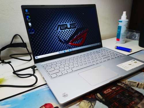 VERY FAST!*10TH GEN!*ASUS VIVOBOOK X515J*i3-1005G1*8GB DDR4*256GB SSD*HD*