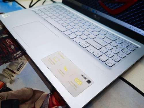 VERY FAST!*10TH GEN!*ASUS VIVOBOOK X515J*i3-1005G1*8GB DDR4*256GB SSD*HD*