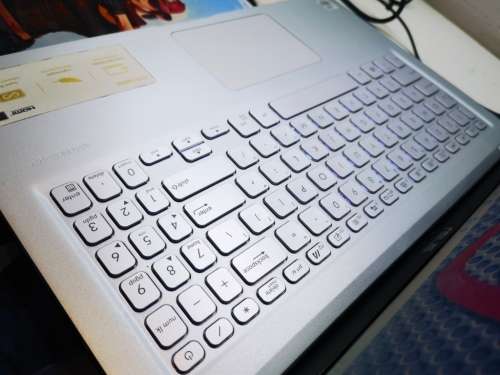 VERY FAST!*10TH GEN!*ASUS VIVOBOOK X515J*i3-1005G1*8GB DDR4*256GB SSD*HD*