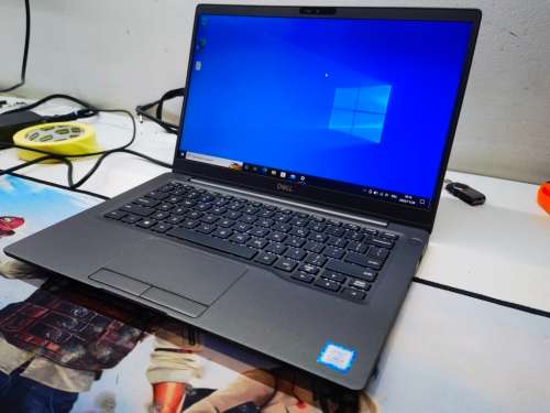 *Amazing!*CARBON ULTRABOOK*DELL LATITUDE 7300*i5-8265U*8GB*256GB SSD*FHD