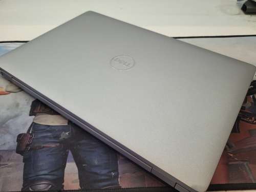 10th Gen i7 Dell Latitude 5510, i7-10610U, 16GB RAM, UHD Graphics, 512GB NVMe SSD, FHD