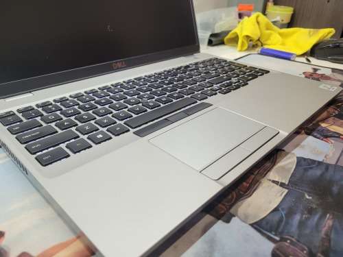 10th Gen i7 Dell Latitude 5510, i7-10610U, 16GB RAM, UHD Graphics, 512GB NVMe SSD, FHD