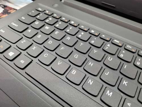 FAST!*HIGH SPEC!*LENOVO G50-70*i5-4210u*8GB RAM*256GB SSD*FULL HD*DVD