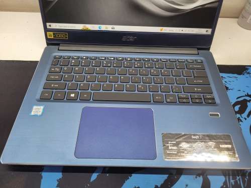 VERY FAST!*HIGH SPEC!*BEAUTY*ACER SWIFT 3*i5-8265U*IPS FHD*8GB RAM*256GB SSD*