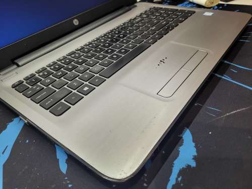 VERY FAST!*HIGH SPEC*HP 250 G5*i5-7200U*12GB RAM*512GB SSD*FHD*HD 620*DVD*