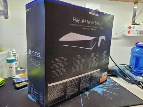 BRAND NEW!*BOXED*PLAYSTATION 5*DIGITAL EDITION*CONTROLLER*825GB HDD*