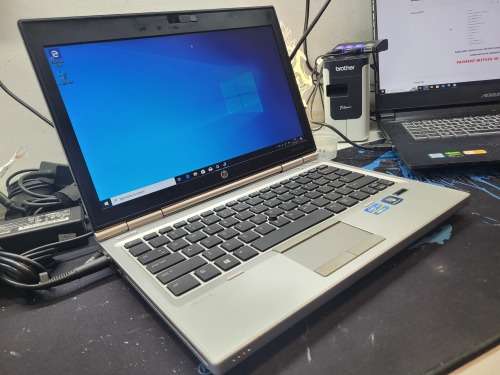 *Excellent*HP ELITEBOOK 2570P*i7-3520m*8gb DDR3*500GB HDD**HD DISPLAY*