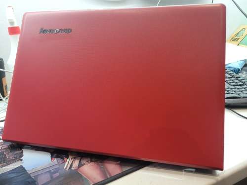 VERY FAST!*HIGH SPEC!*STUNNING!*LENOVO IDEAPAD 300*i5-6200*8GB RAM*256GB SSD*