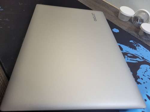 LATE ENTRY!*STUNNING 8th GEN*LENOVO ideapad 330*N4000*4GB DDR4*500GB*UHD 600 GRAPHICS*