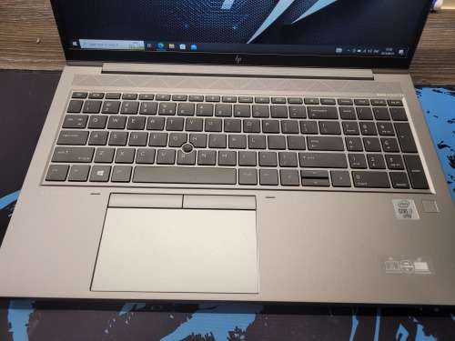 INCREDIBLE BEAST!*HP ZBOOK FIREFLY 15 G7*i7-10810U*HEX CORE*16GB DDR4*512GB SSD*WARRANTY