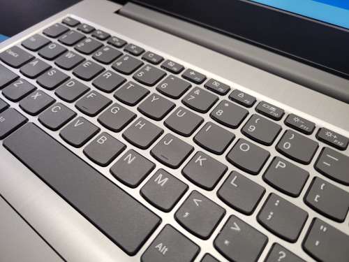 AS NEW!*10TH GEN!*LENOVO IDEAPAD 3*i3-10110U*8GB DDR4*512GB SSD*FHD*G4 GRAPHICS*