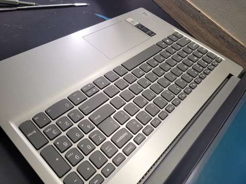 AS NEW!*10TH GEN!*LENOVO IDEAPAD 3*i3-10110U*8GB DDR4*512GB SSD*FHD*G4 GRAPHICS*