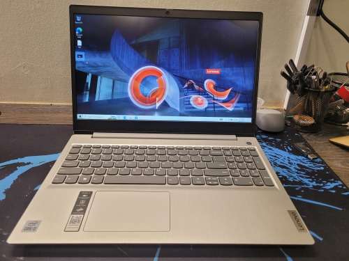 AS NEW!*10TH GEN!*LENOVO IDEAPAD 3*i3-10110U*8GB DDR4*512GB SSD*FHD*G4 GRAPHICS*