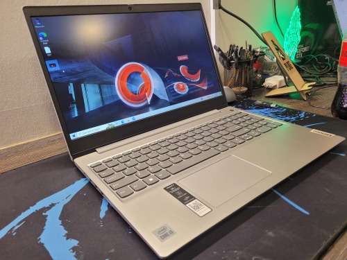 AS NEW!*10TH GEN!*LENOVO IDEAPAD 3*i3-10110U*8GB DDR4*512GB SSD*FHD*G4 GRAPHICS*