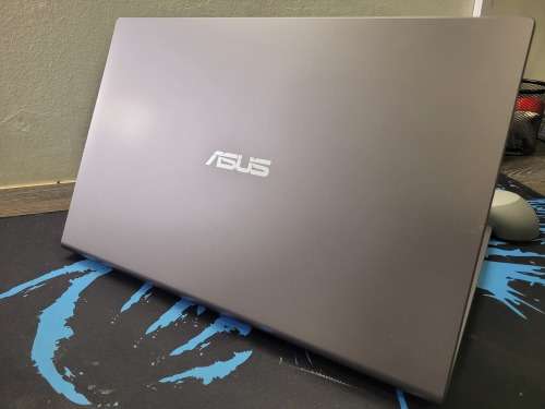 BEAST!*AS NEW!*VERY FAST!*11TH GEN I7*ASUS VIVOBOOK X515EA*i7-1165G7*8GB DDR4*512GB SSD*FHD*WARRANTY