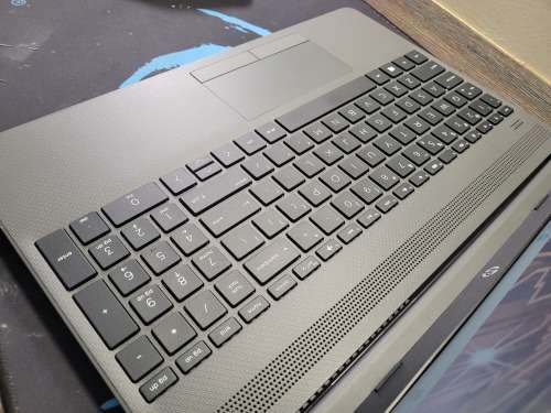 VERY FAST!*HP 255 G8*RYZEN 5-3500U*QUAD CORE 10TH GEN*8GB RAM*512GB SSD*RADEON VEGA 8